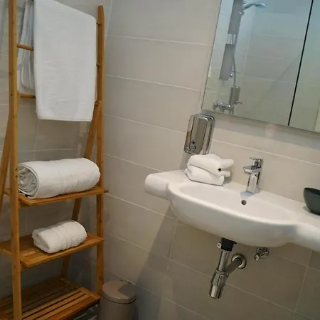 Capital Guest house *